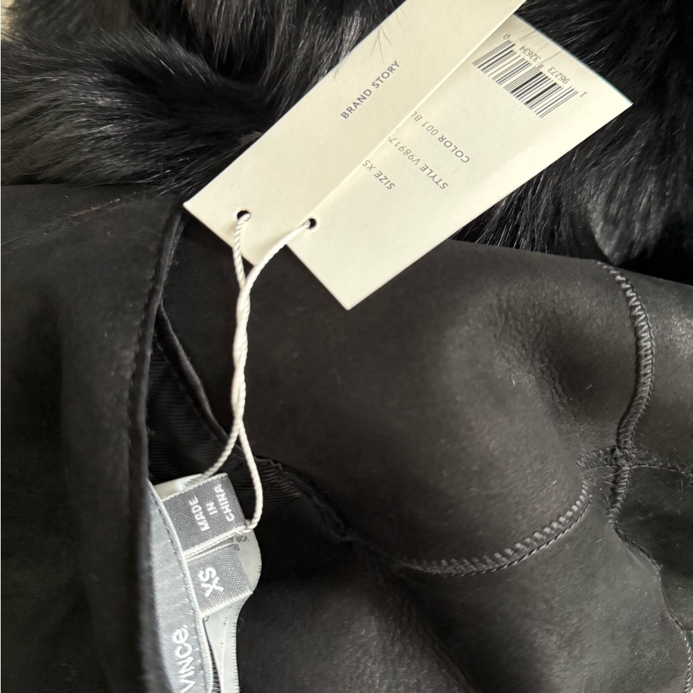 Reversible VINCE Shearling Fur Leather Vest - Picture 4 of 12
